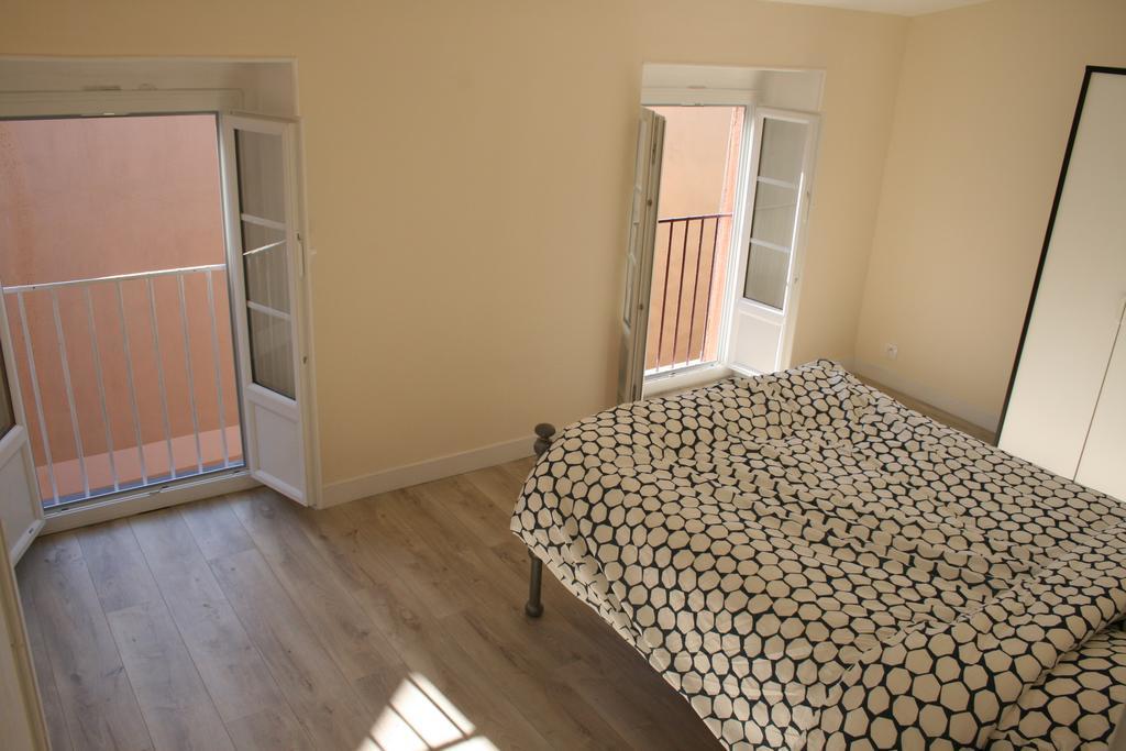 Apartment Lisa Acropolis Garibaldi Niza Exterior foto